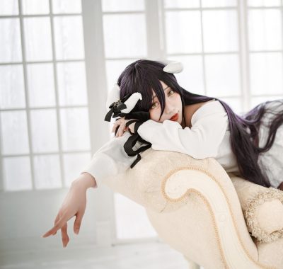 切切celia微博cos图集合集下载