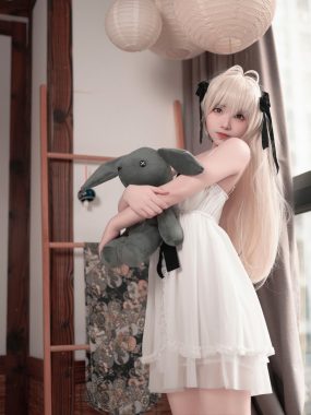 Bangni邦尼cos图片合集下载