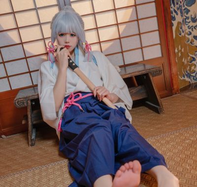 Yiko湿润兔微博COS图集合集资源打包下载